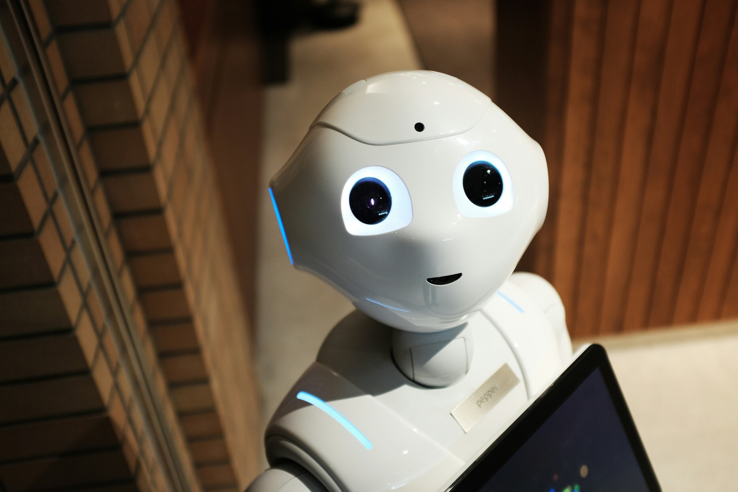 Alex Knight 2EJCSULRwC8 Unsplash Robotika v oskrbi